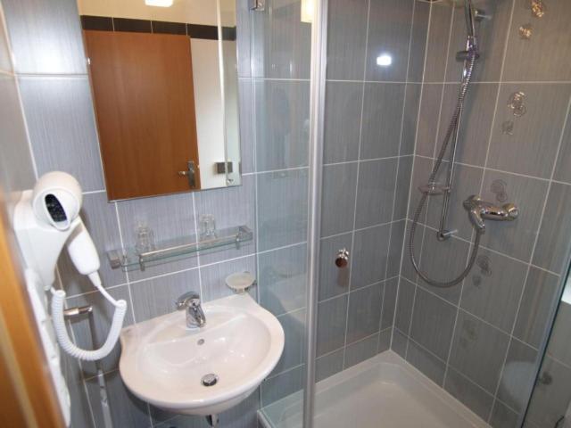Lipovka Penzion Hodonin Bagian luar foto